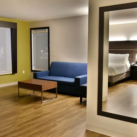 Holiday Inn Express & Suites - Gatineau - Ottawa By Ihg Exterior photo